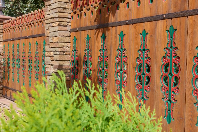 Privacy Fence with Decorative Top